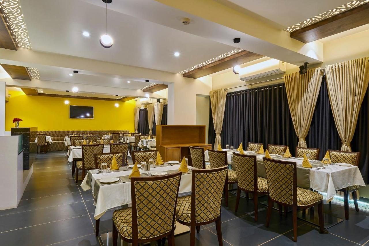 Hotel 3 Leaves Kolhapur Exterior foto
